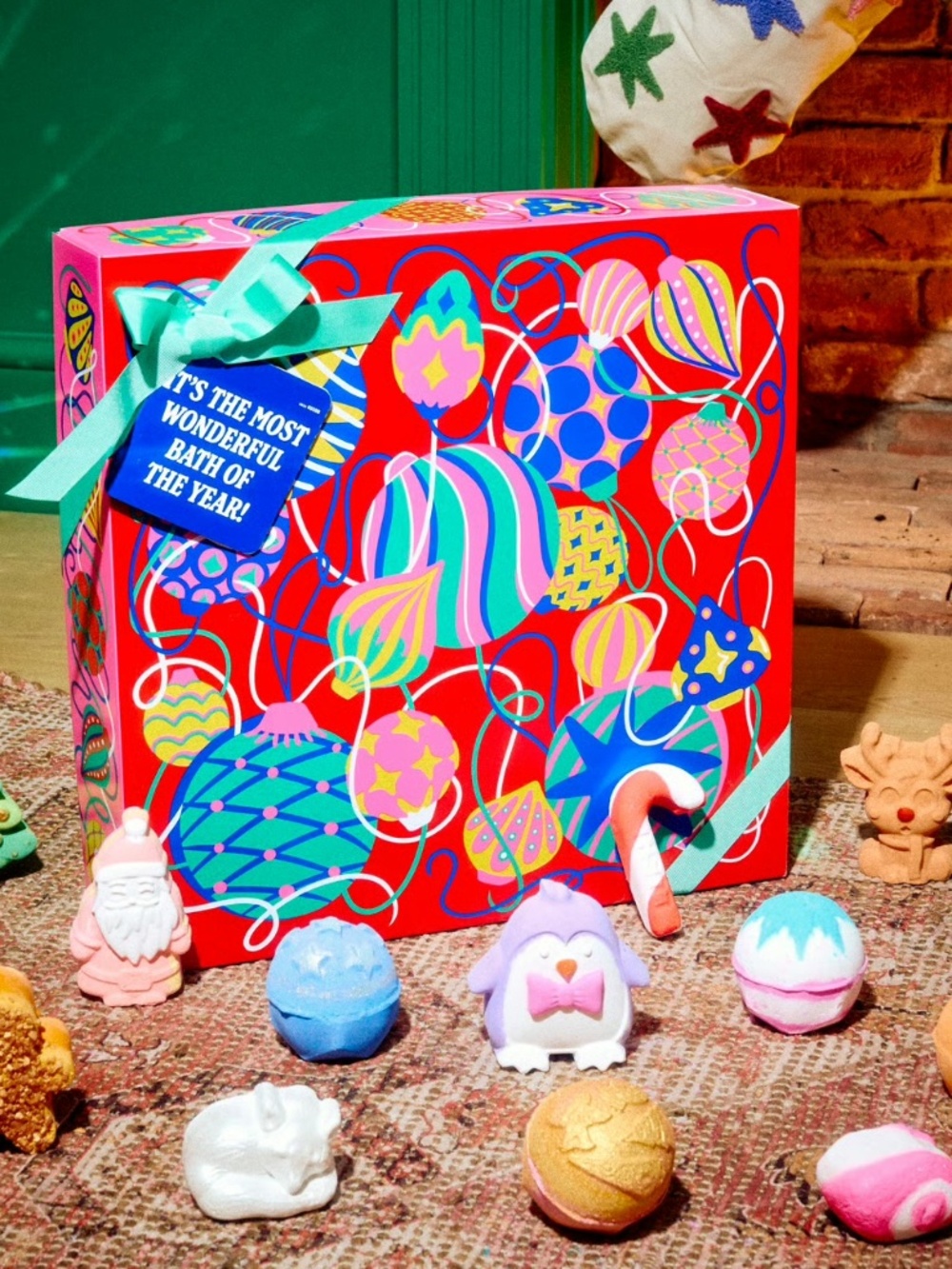 LUSH NEW LIMITED EDITION GIFT SET - It's The Most Wonderful Bath Of The Year